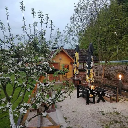 Etno Kuca Lane Ostanak kod kuće